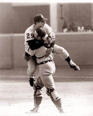 Bill Freehan lifts Mickey Lolich after the final out of the 1968 World Series.