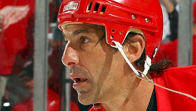Chris Chelios played 26 seasons in the NHL, tying him with Gordie Howe for the all-time record.