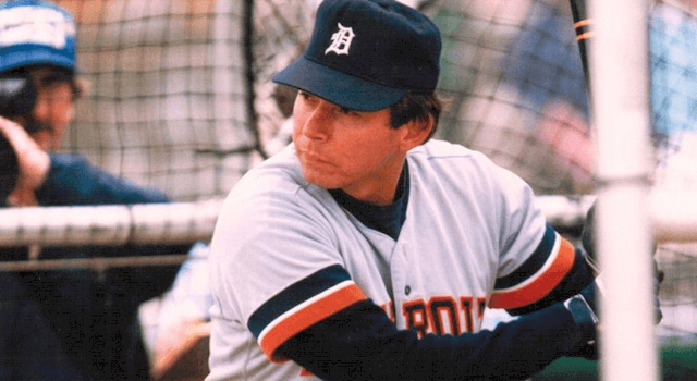 Darrell Evans won the home run title in 1985, but it couldn't 