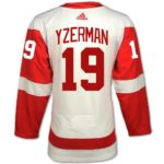 Retro Steve Yzerman #19 Team Canada Hockey Jersey Sewn Black Custom Name  Number