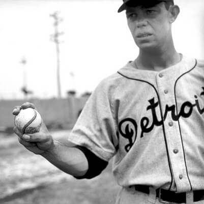 Art Houtteman displays his fastball grip during spring training in Lakeland with the Detroit Tigers in the early 1950s.
