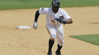 Rajai Davis may be fast but he hasn't been stealing bases at a very successful clip in 2015.